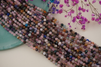 Miks kamieni / kula fasetowana / 4mm / sznur / około 84szt