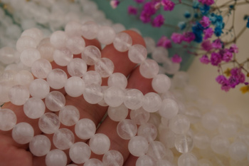 Kryształ górski / kula / 8mm / sznur / około 45szt