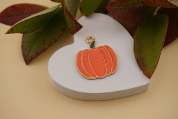 Dynia pomarańczowa / zawieszka emaliowana / 23x20mm / metal / złoty / 1szt