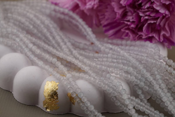 Kocie oko / kula / 4mm / srebrno szary / ok 90 szt / 1 sznur