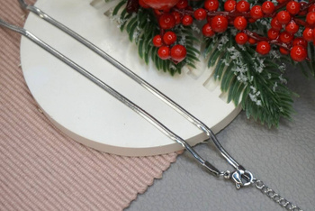 Łańcuszek żmijka płaska z karabińczykiem / stal nierdzewna / 2,3mm / srebrny / 45+5cm