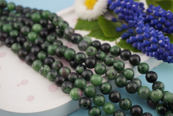 Epidot / kula / 8mm / sznur / około 47szt