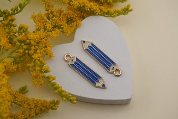 Kredka niebieska / zawieszka emaliowana / 26x6mm / metal / złoty / 1szt