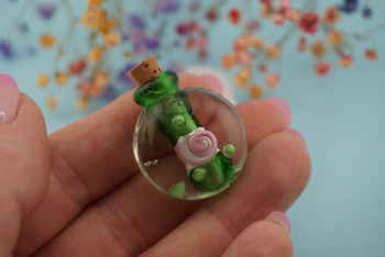 Fiolka przezroczysta / zielony / szkło lampwork / 30x25mm / 1szt