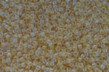 TOHO™ / Round / 15/0 / Lemon Chiffon / 10g / ~1400szt
