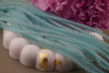 Kocie oko / kula / 4mm / niebieski morski - jasny / ok 90 szt / 1 sznur