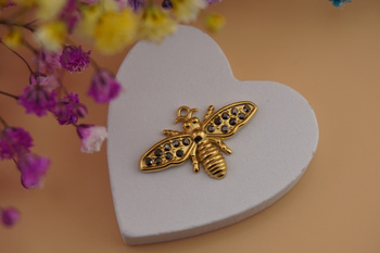 Pszczoła z czarnymi cyrkoniami / zawieszka ze stali chirurgicznej / 28x18mm / złoty / 1szt