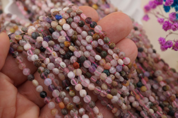 Miks kamieni / pastylka fasetowana / 4mm / sznur / około 90szt