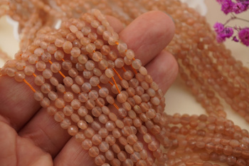 Kamień słoneczny / pastylka fasetowana / 4mm / sznur / około 90szt