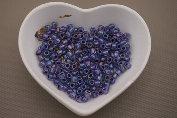 TOHO™ / Round / 6/0 / Inside-Color Rainbow Crystal/Metallic Purple-Lined / 10g 