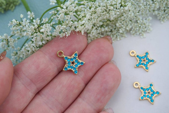 Gwiazdka z cyrkoniami / zawieszka / stal chirurgiczna / 16x13mm / złoty-błękitny / 1szt