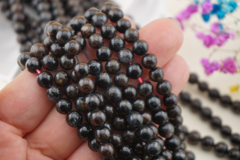 Astrofyllit / kula / 6mm / sznur / około 60szt