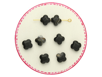 Agat czarny / koniczynka fasetowana / 12x12mm / otwór 1mm / grubość 5mm / 1szt