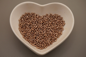 TOHO™ / Round / 11/0 / Permafinish / Galvanized Almond / 10g / ~1100szt