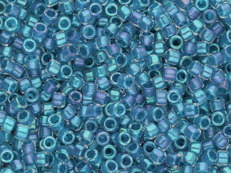 TOHO™ / Round / 15/0 / Inside Color Luster / Crystal Caribbean Blue-Lined / 10g / ~1400szt