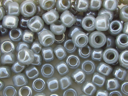 TOHO™ / Round / 6/0 / Ceylon / Smoke / 10g / ~160szt