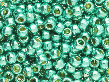 TOHO™ / Round 8/0 / PermaFinish / Galvanized / Green Tea / 10g / ~410szt